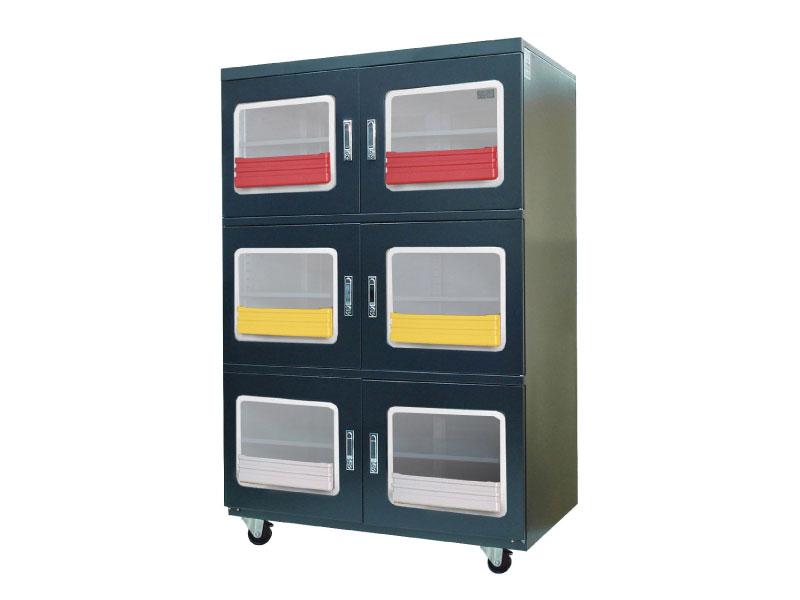 Climatic cabinets