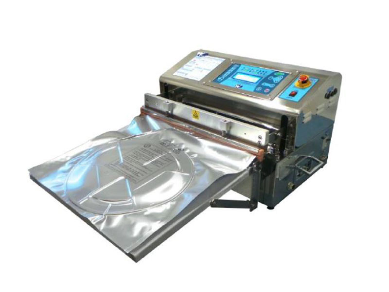 Vacuum packing machine